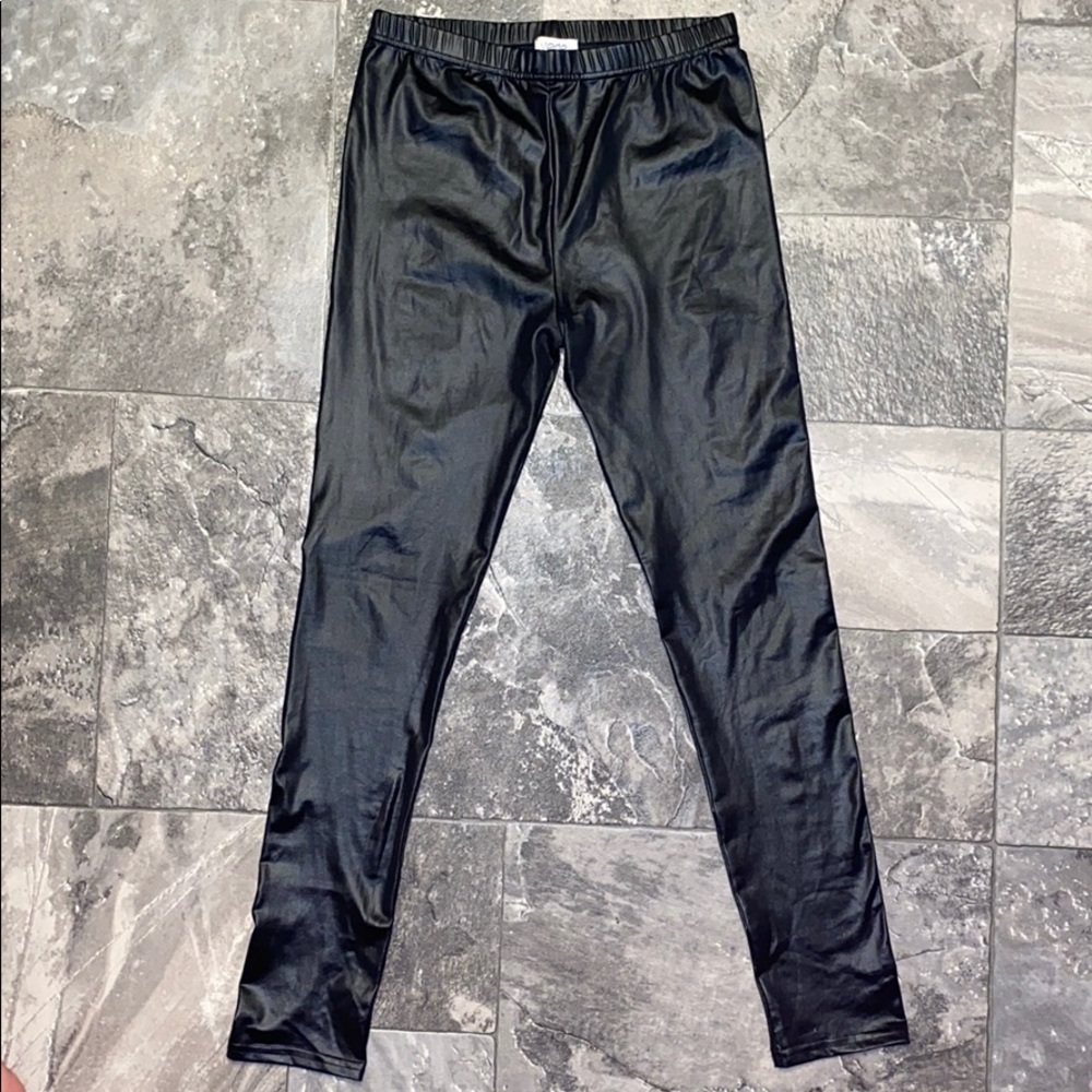 NWOT Faux Leather Leggings Pants - Women’s Size M